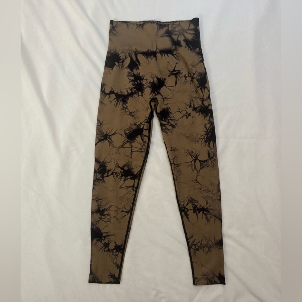 Stylish Tie-Dye Leggings
